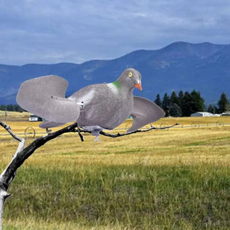 Outdoor Pigeons Motion Decoy Wind Decoy With Movable Wings For Hunting