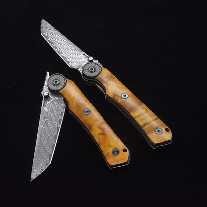 8.23 inch VG10 Damascus steel blade gold camphor wood handle folding knife Christmas gift knife fruit knife outdoor camping EDC