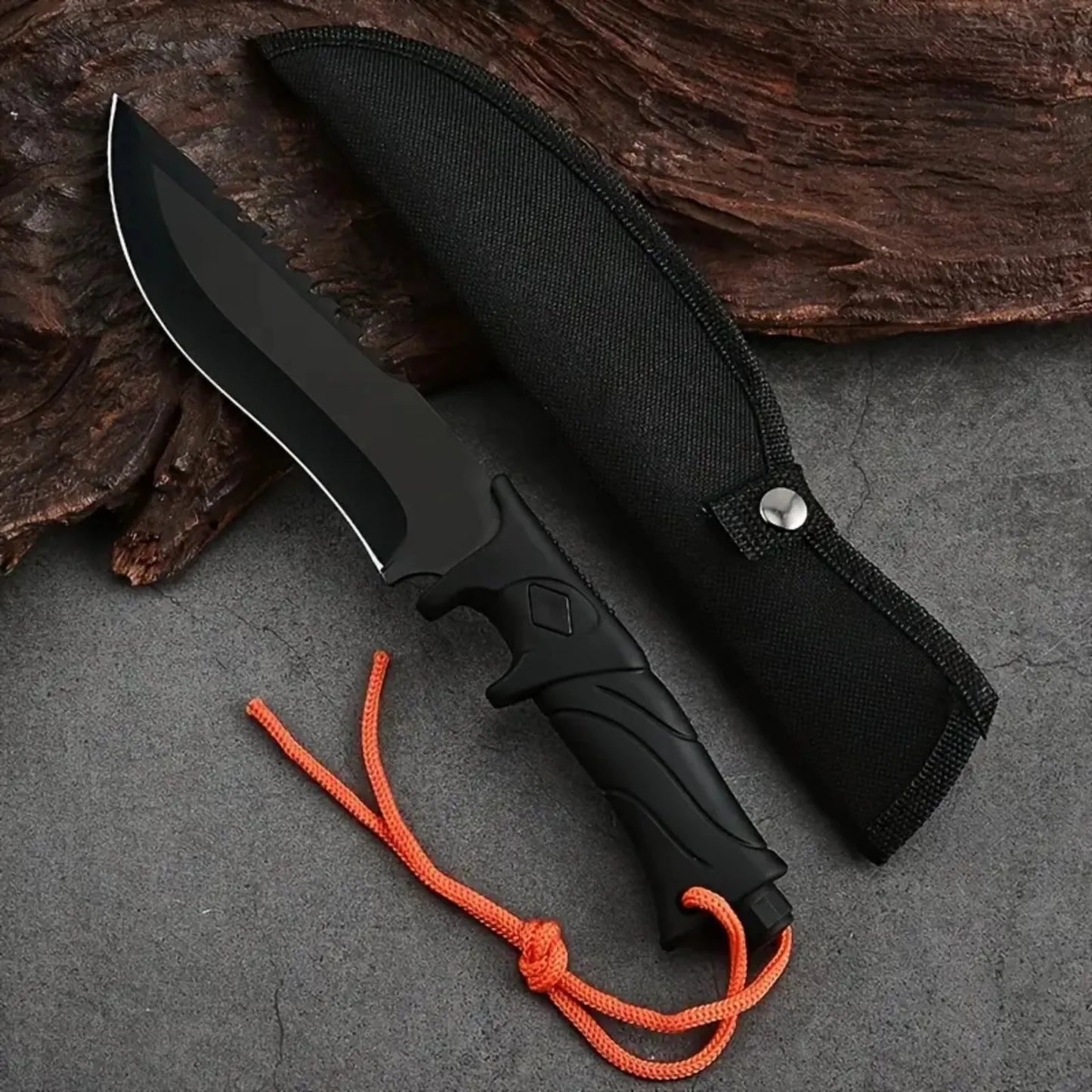 A large Damascus stainless steel knife, convenient to carry and sharp.