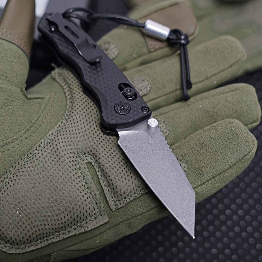 BM 290 model outdoor small knife, multifunctional folding knife, outdoor camping and fishing,